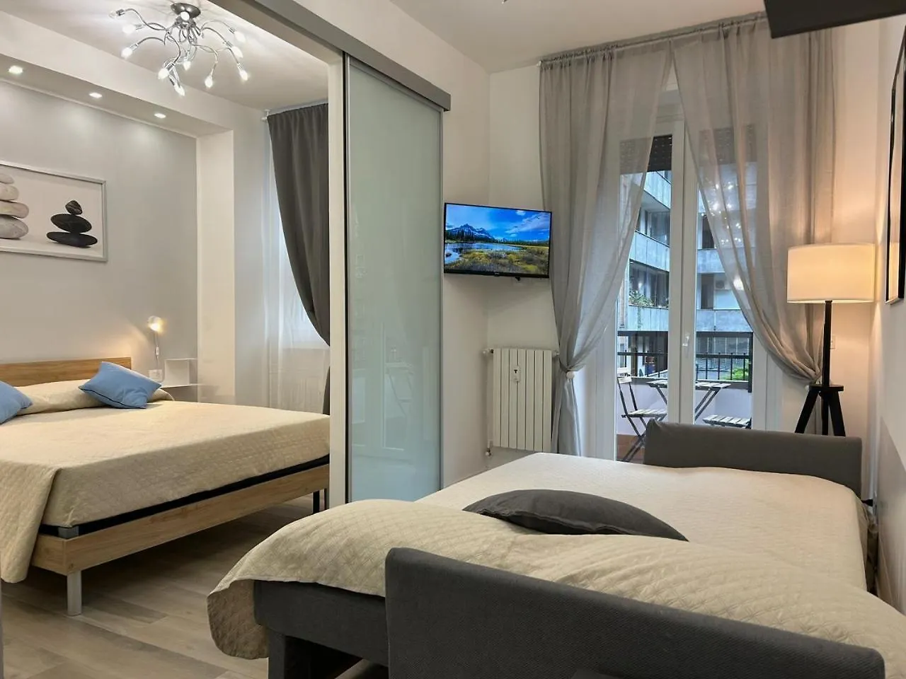 Modern Apartments Mm3 Afforifn Only 15 Min From Duomo Milan