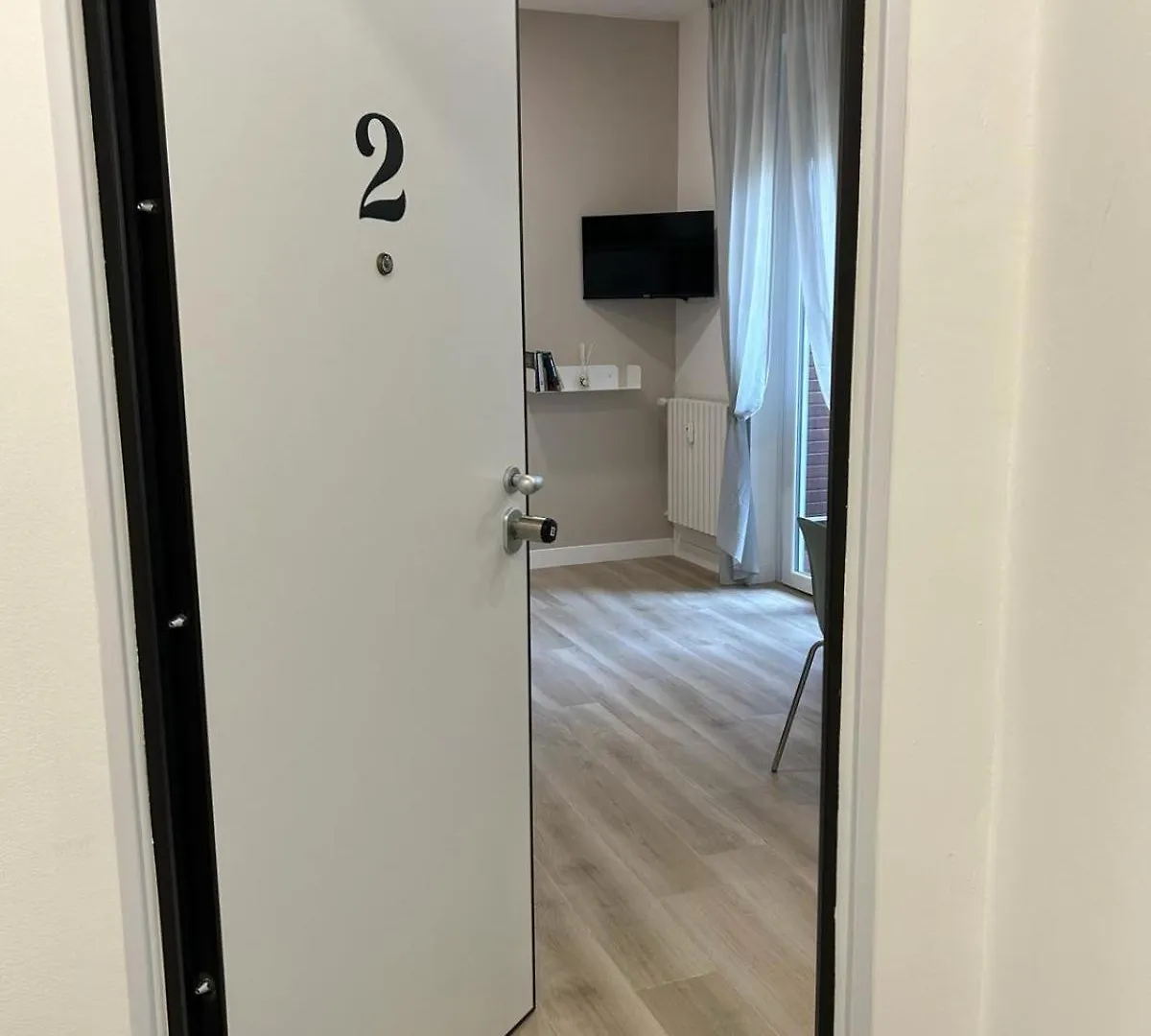 Modern Apartments Mm3 Afforifn Only 15 Min From Duomo Milan