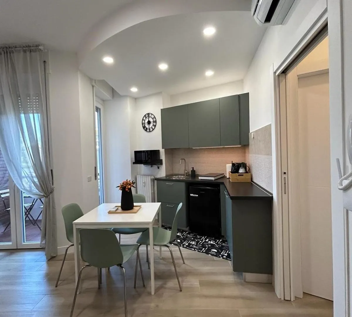 Modern Apartments Mm3 Afforifn Only 15 Min From Duomo Milan Italy