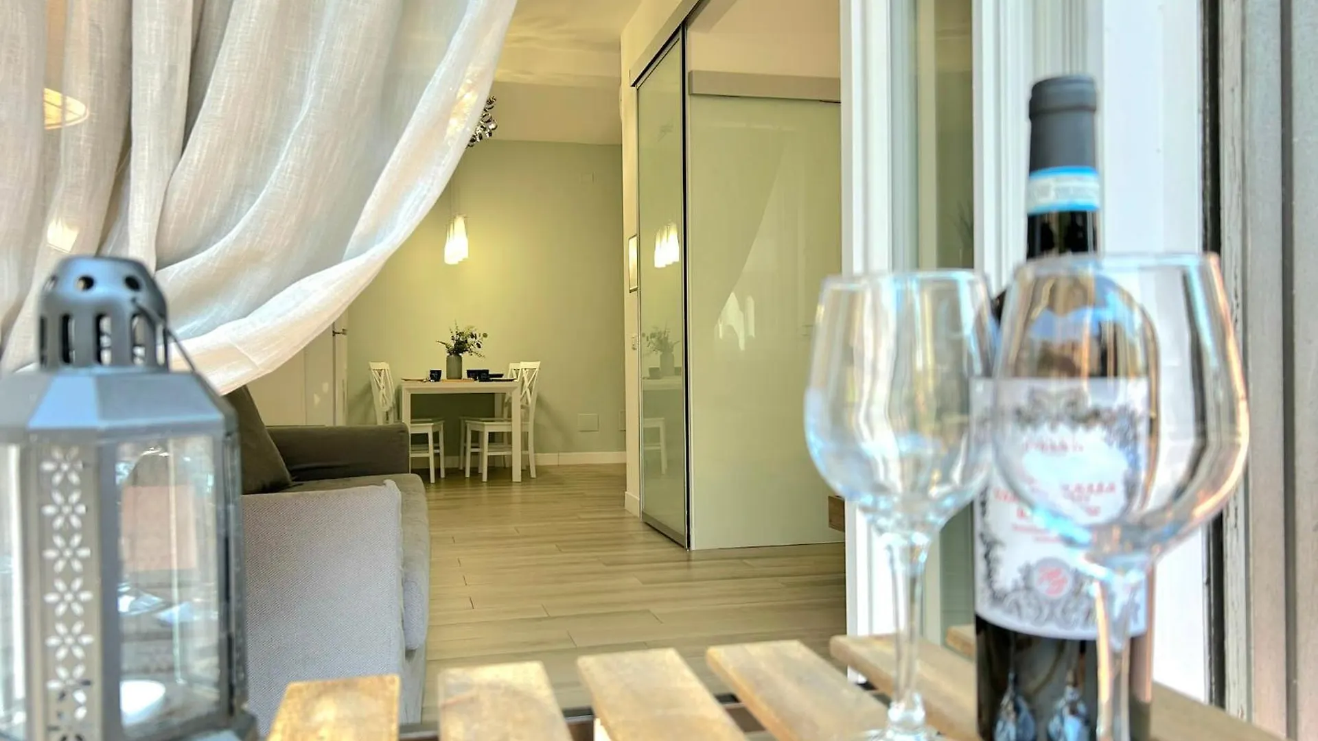 Modern Apartments Mm3 Afforifn Only 15 Min From Duomo Milan