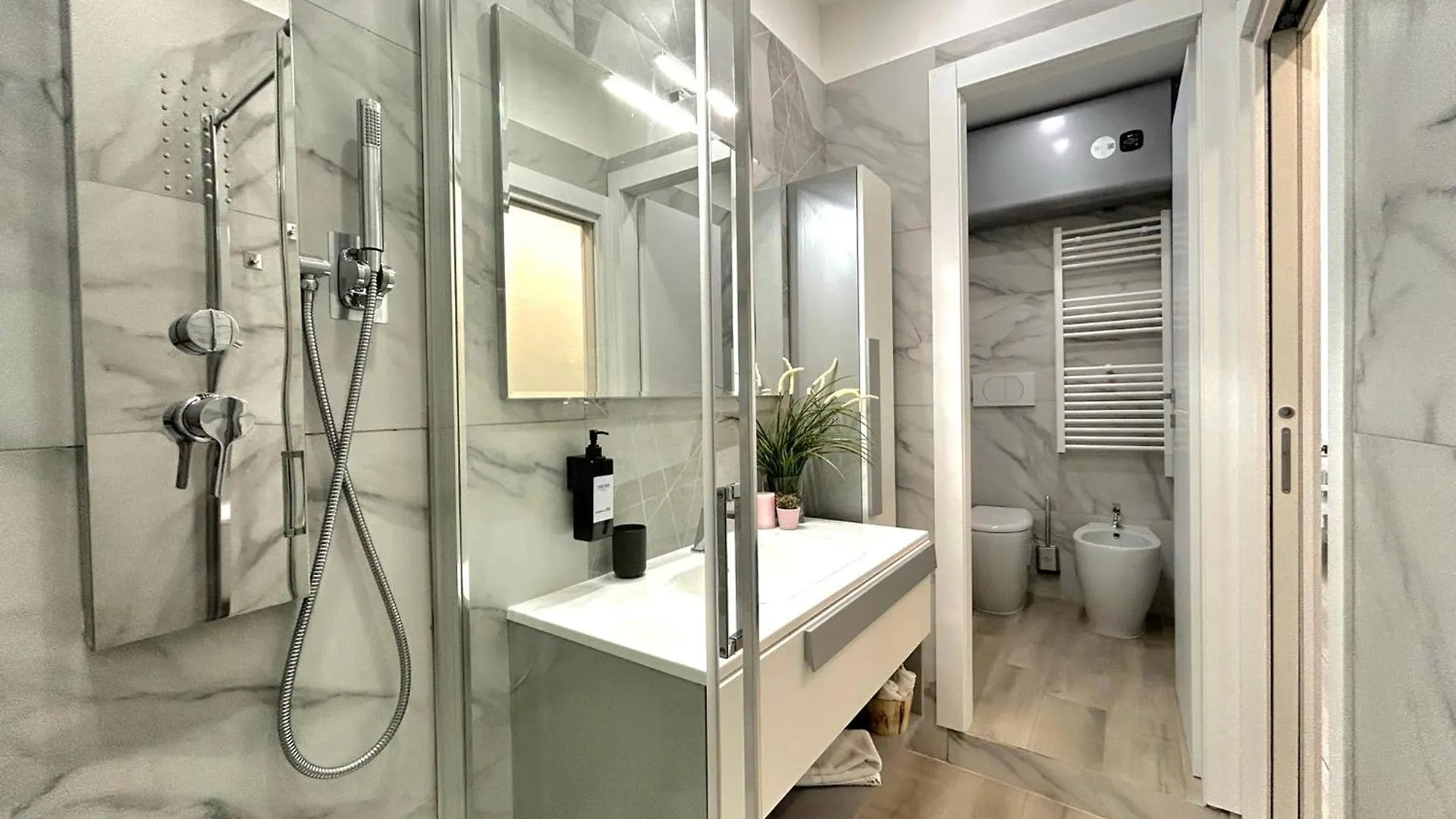 Modern Apartments Mm3 Afforifn Only 15 Min From Duomo Milan