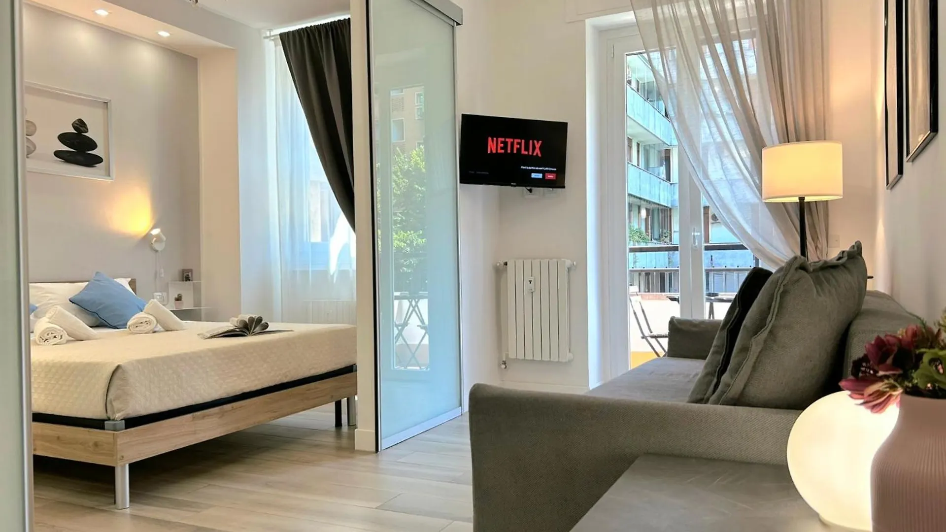Modern Apartments Mm3 Afforifn Only 15 Min From Duomo Milan