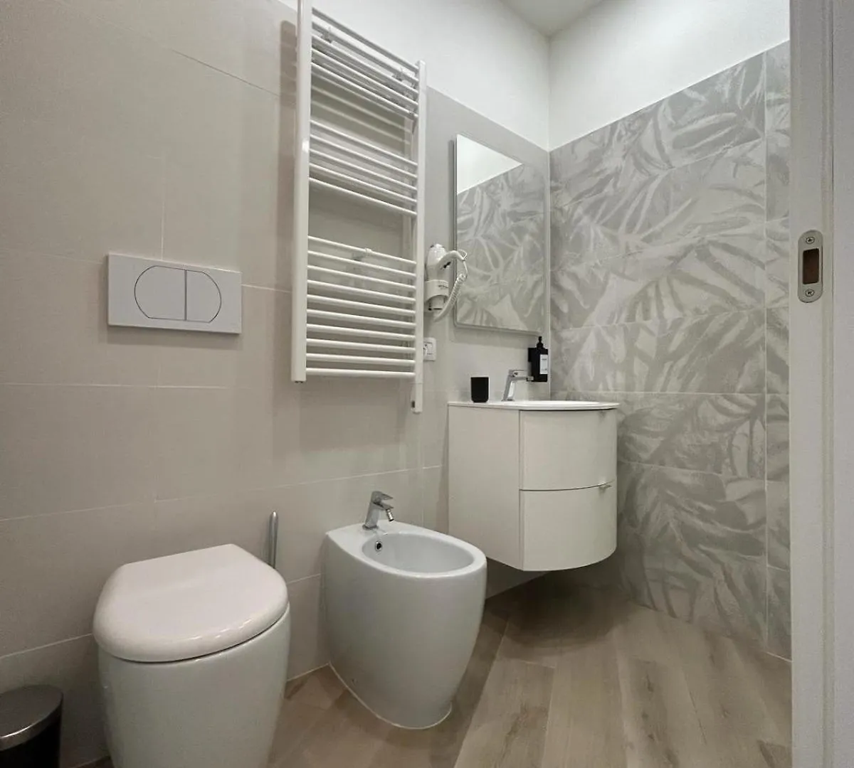Modern Apartments Mm3 Afforifn Only 15 Min From Duomo Milano